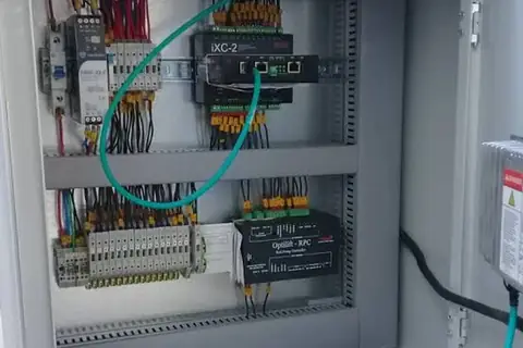 Tablero eléctrico con PLC